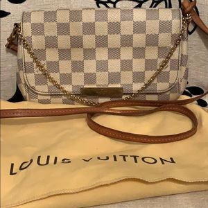 Louis Vuitton Damier Azur favorite PM